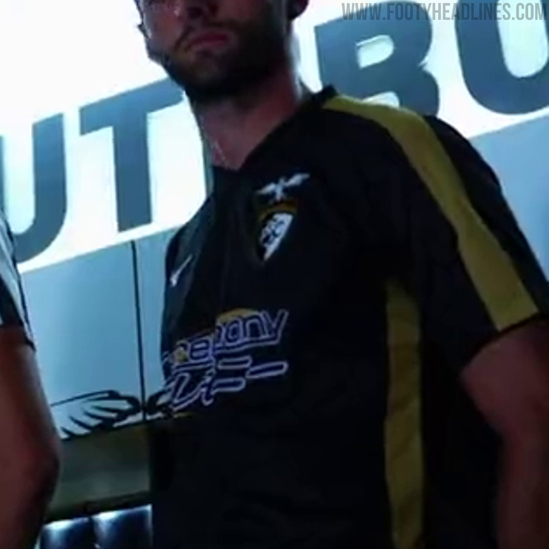 Portimonense 2023-24 Third Kit