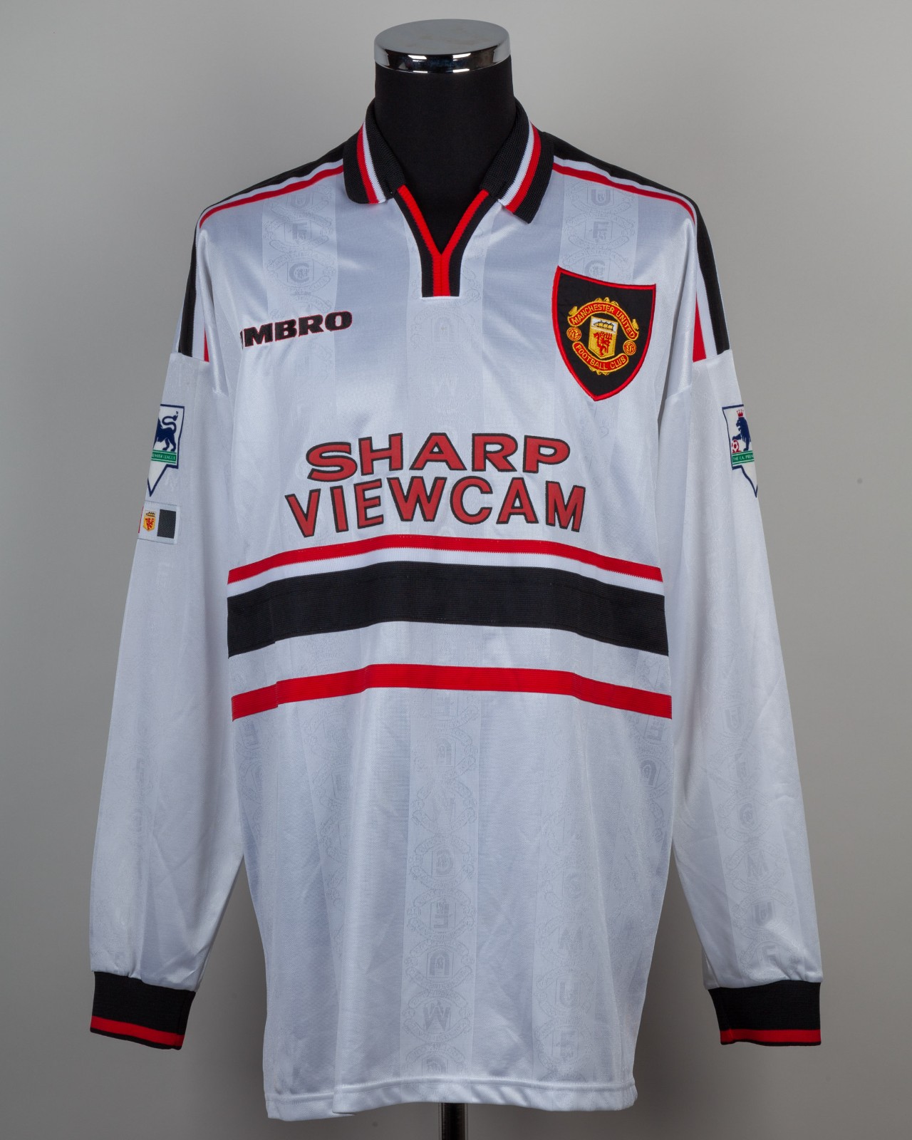 Manchester United 1997-98 Away Kit