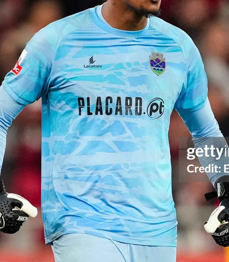 GD Chaves 2023-24 GK 2 Kit