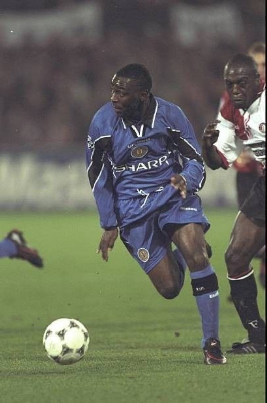 Manchester United 1997-98 Third Kit