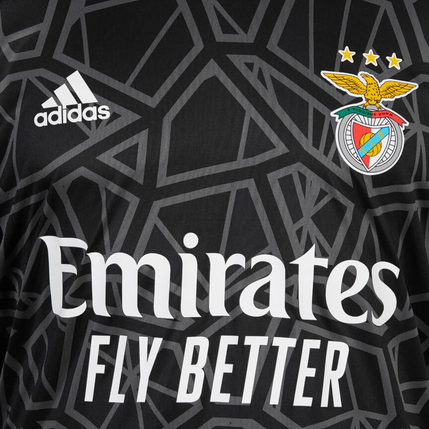 SL Benfica 2022-23 GK 2 Kit