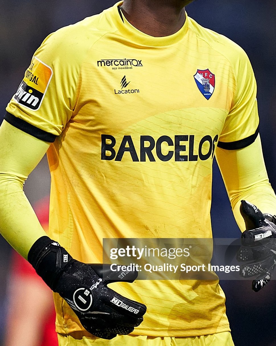 Gil Vicente 2022-23 GK 3 Kit