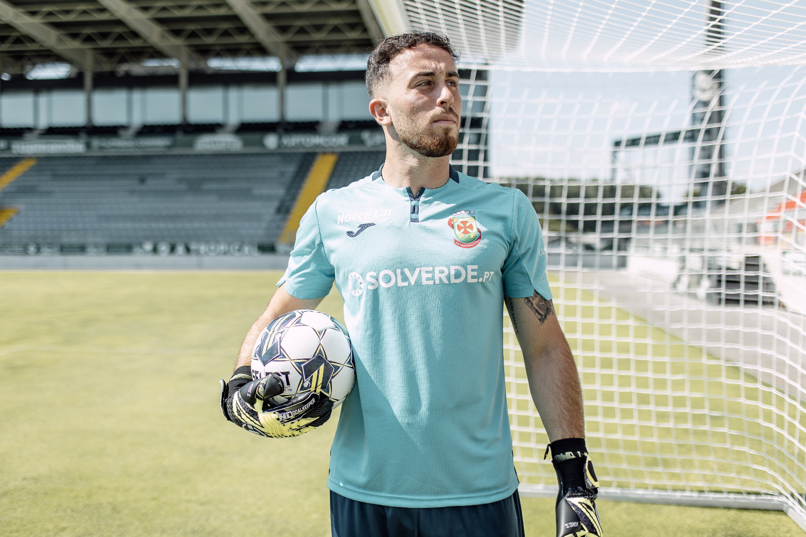 Paços de Ferreira 2022-23 GK Third Kit