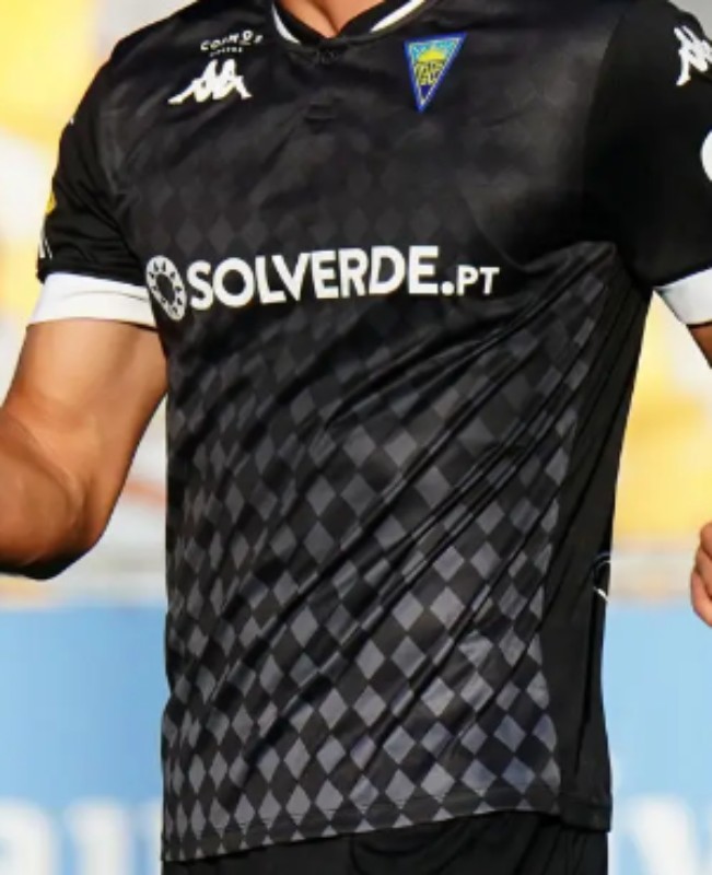 Estoril Praia 2022-23 GK 1 Kit