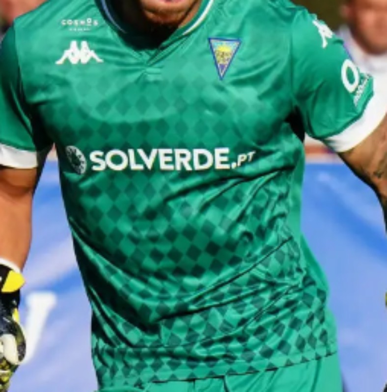 Estoril Praia 2022-23 GK 2 Kit