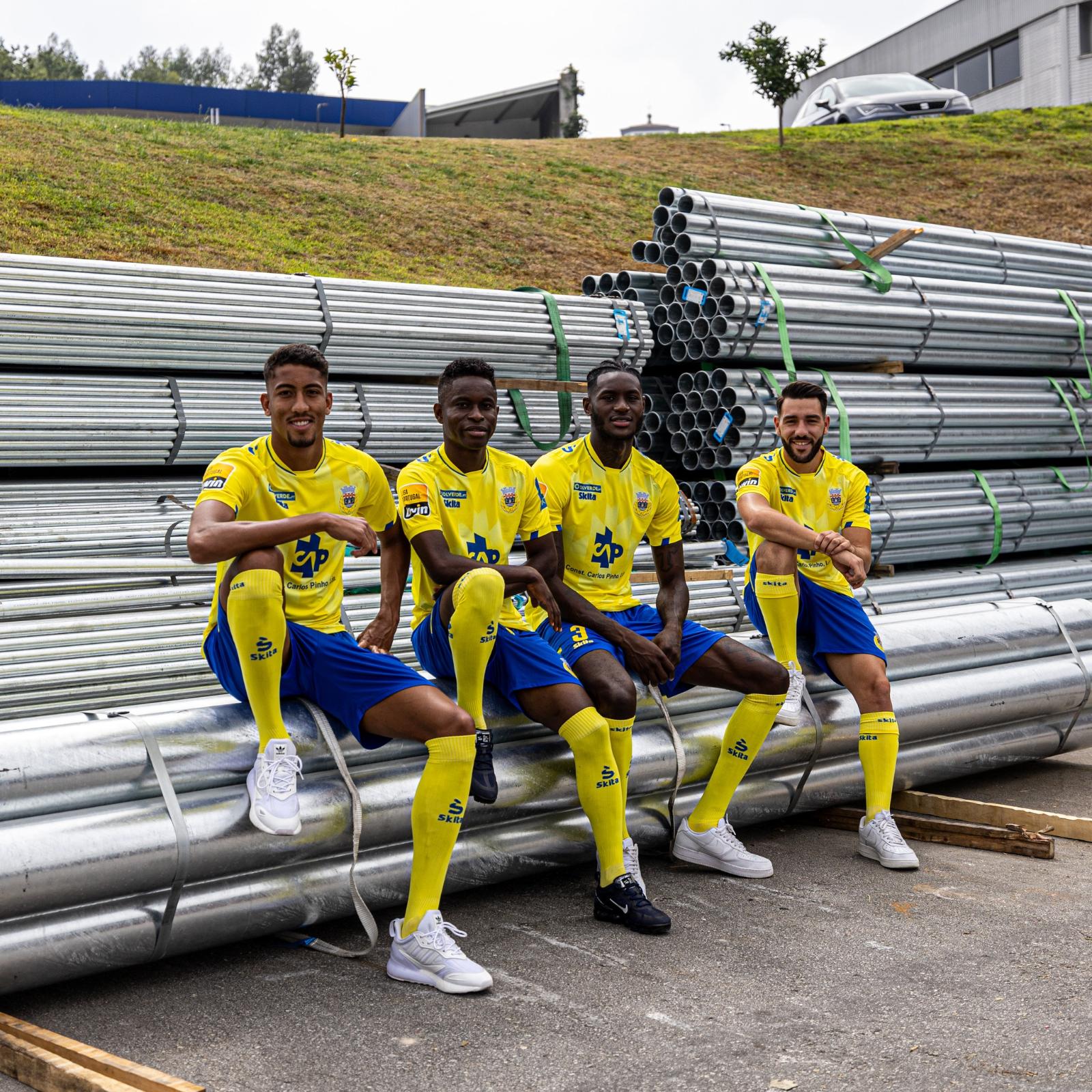 FC Arouca 2022-23 Home Kit