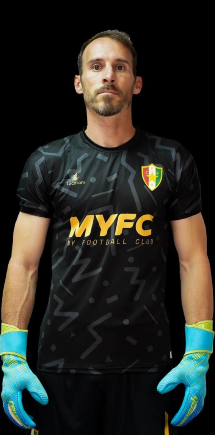 Estrela da Amadora 2022-23 GK 2 Kit