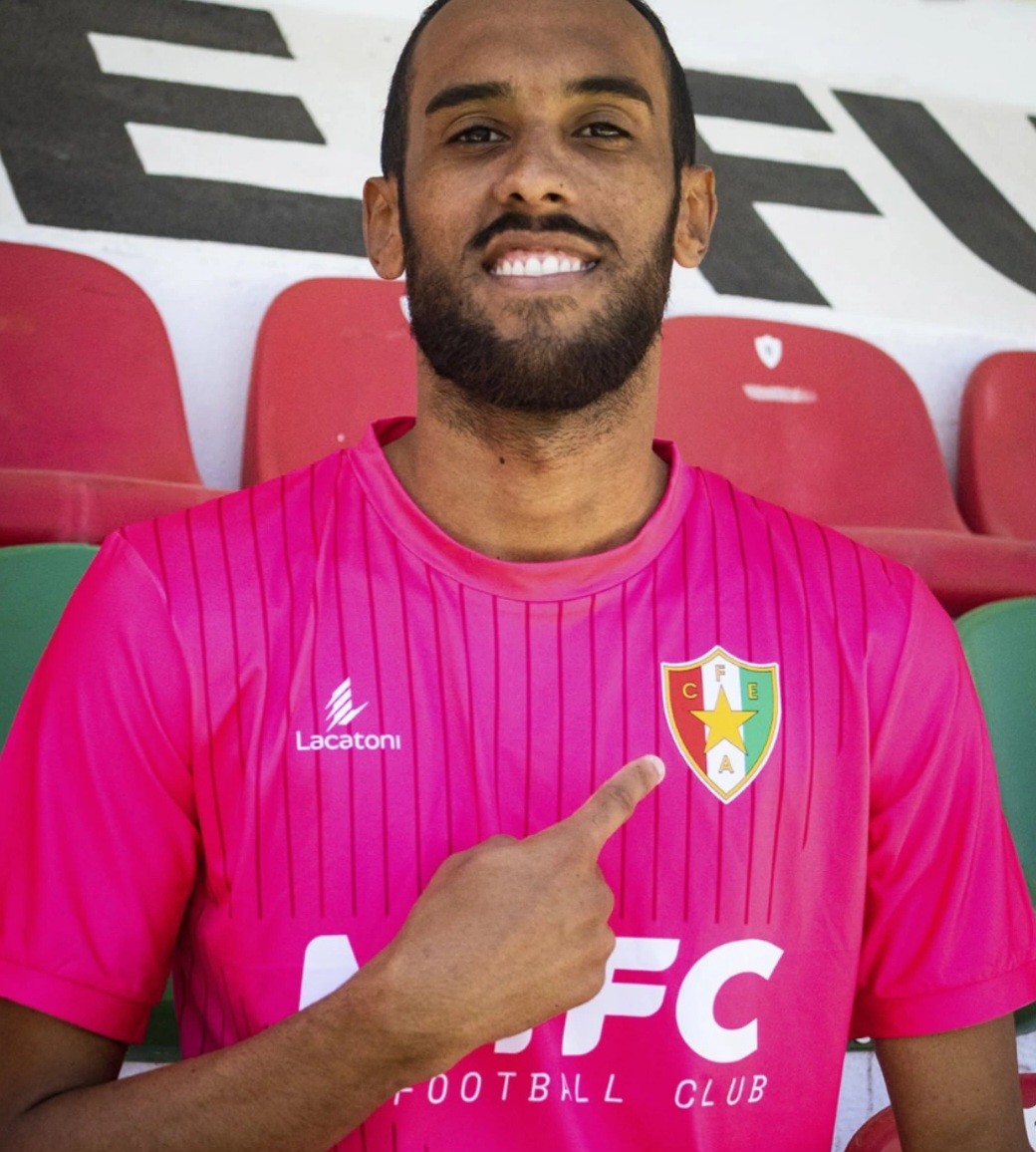 Estrela da Amadora 2022-23 GK 3 Kit