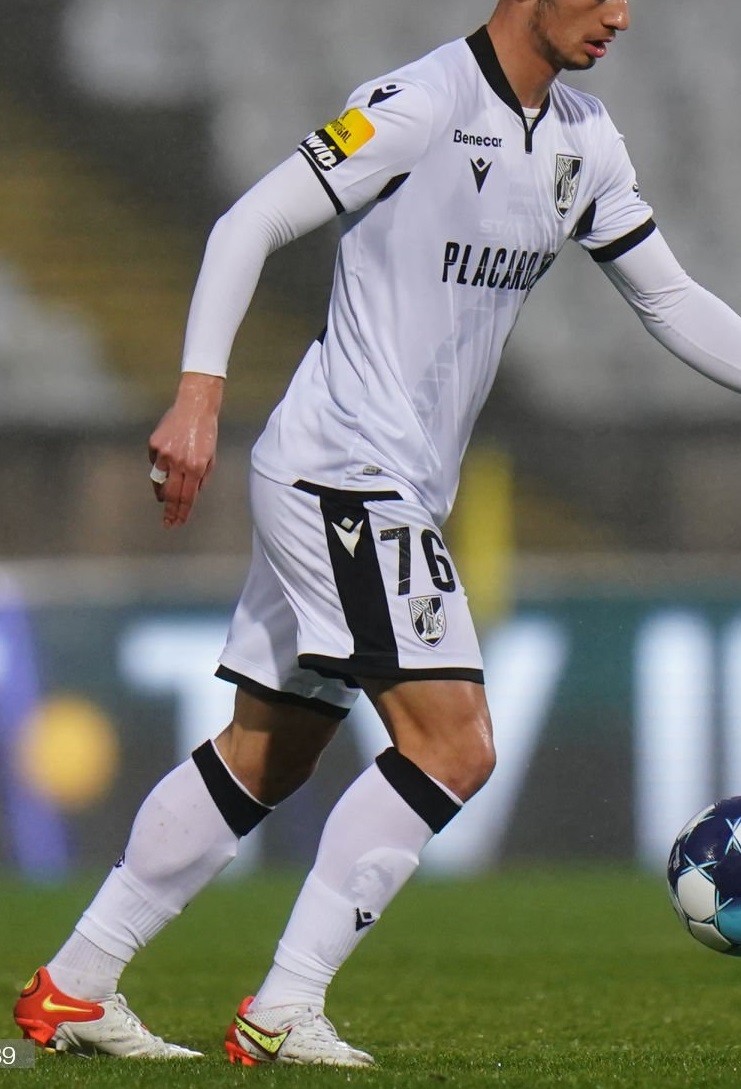 Vitória SC 2021-22 Home Kit