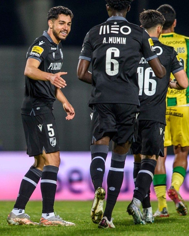 Vitória SC 2021-22 Away Kit