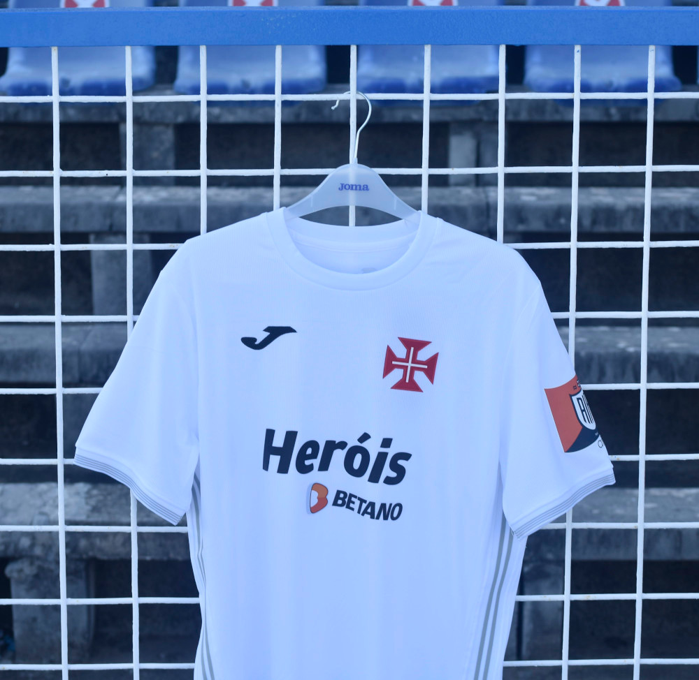 CF Os Belenenses 2021-22 Away Kit