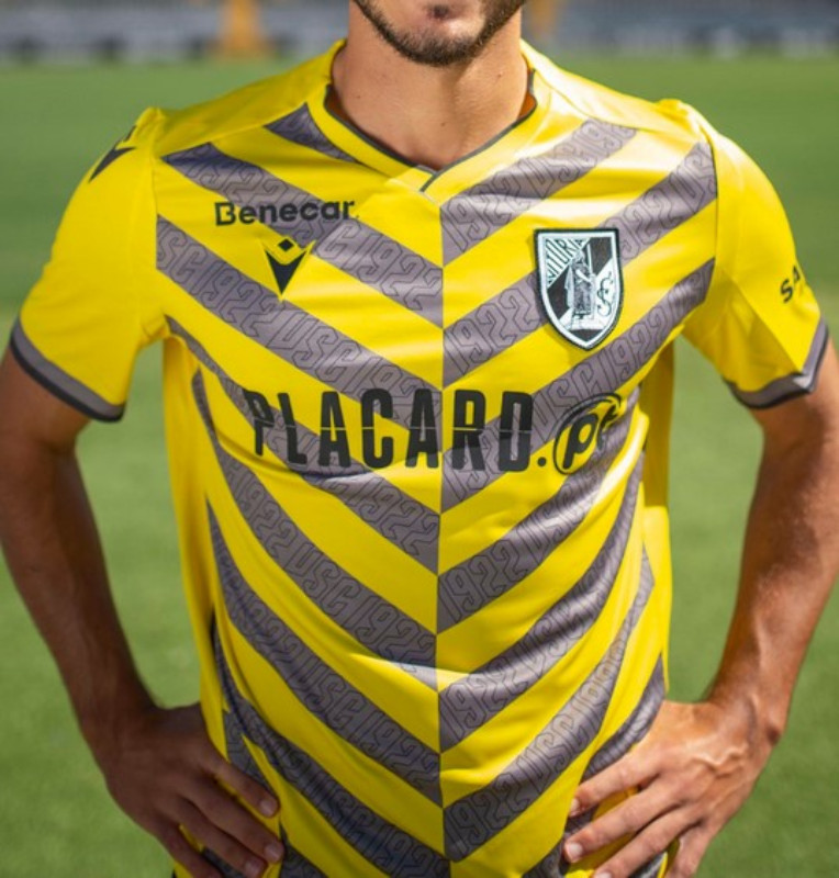 Vitória SC 2021-22 Third Kit
