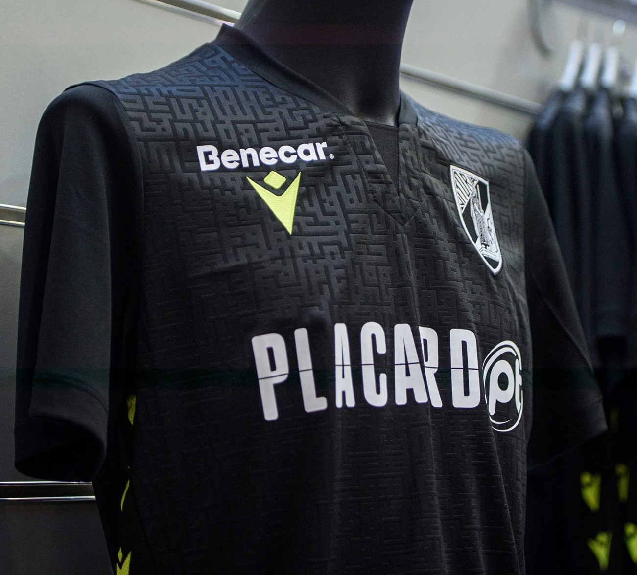 Vitória SC 2021-22 GK 1 Kit