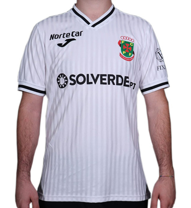 Paços de Ferreira 2021-22 Third Kit