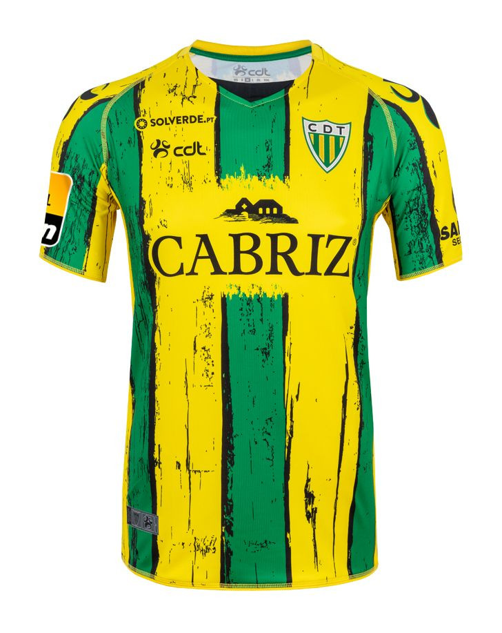 CD Tondela 2021-22 Home Kit