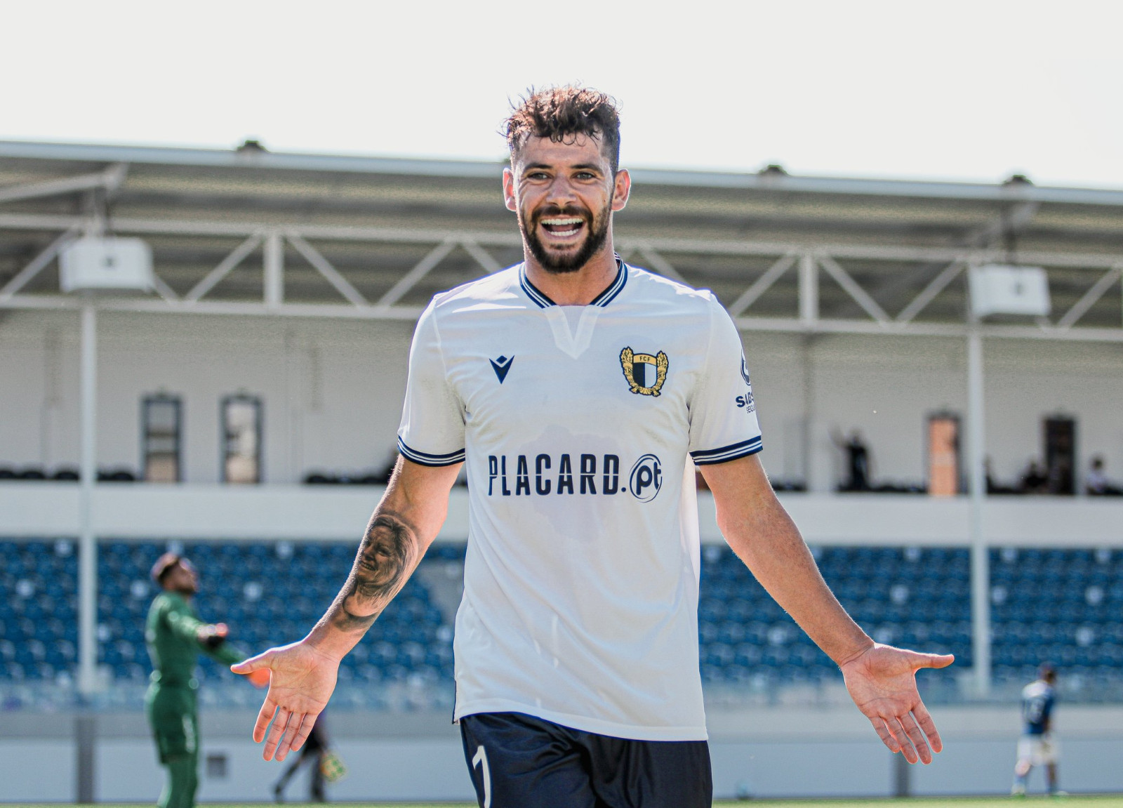 Famalicão 2021-22 Home Kit