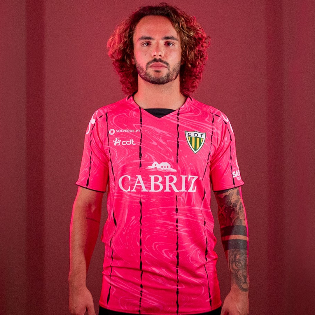 CD Tondela 2021-22 Third Kit