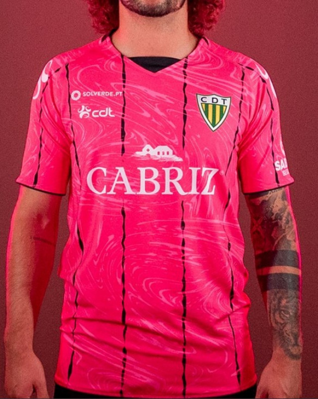 CD Tondela 2021-22 Third Kit