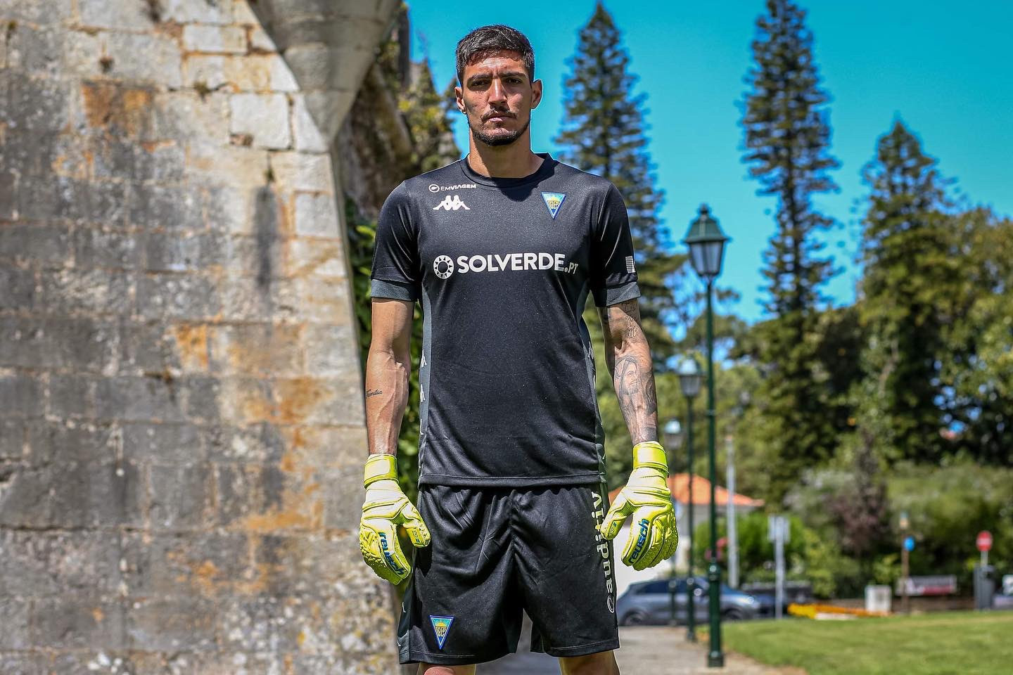 Estoril Praia 2021-22 GK Away Kit