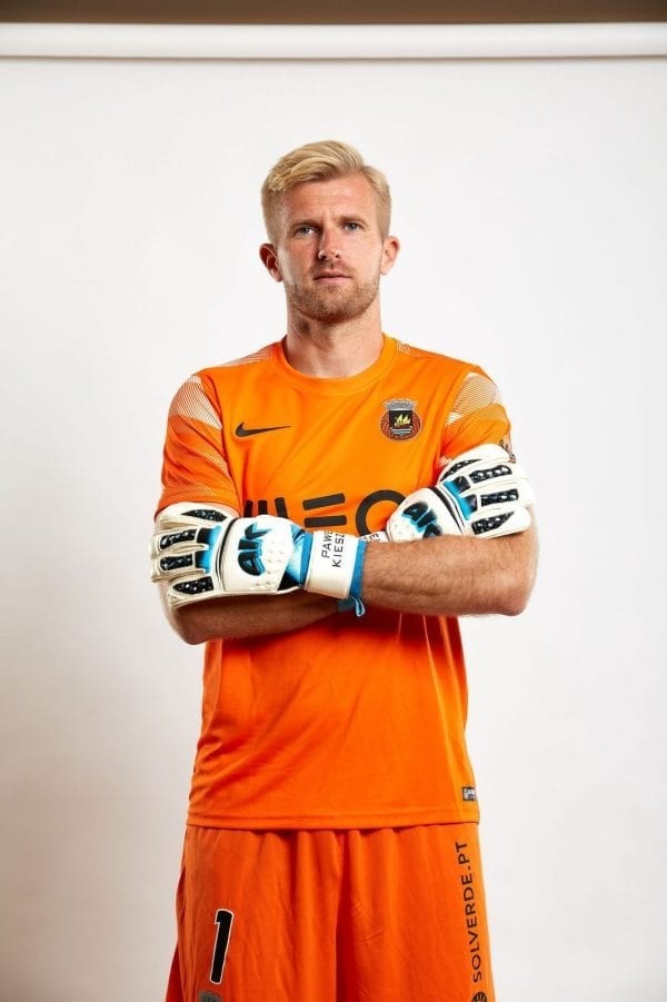 Rio Ave 2020-21 GK Kit