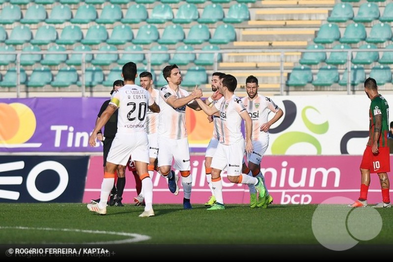 CD Tondela 2018-19 Third Kit
