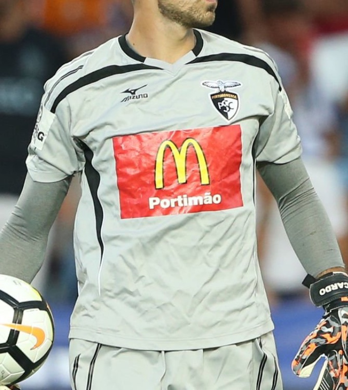 Portimonense 2017-18 GK 1 Kit