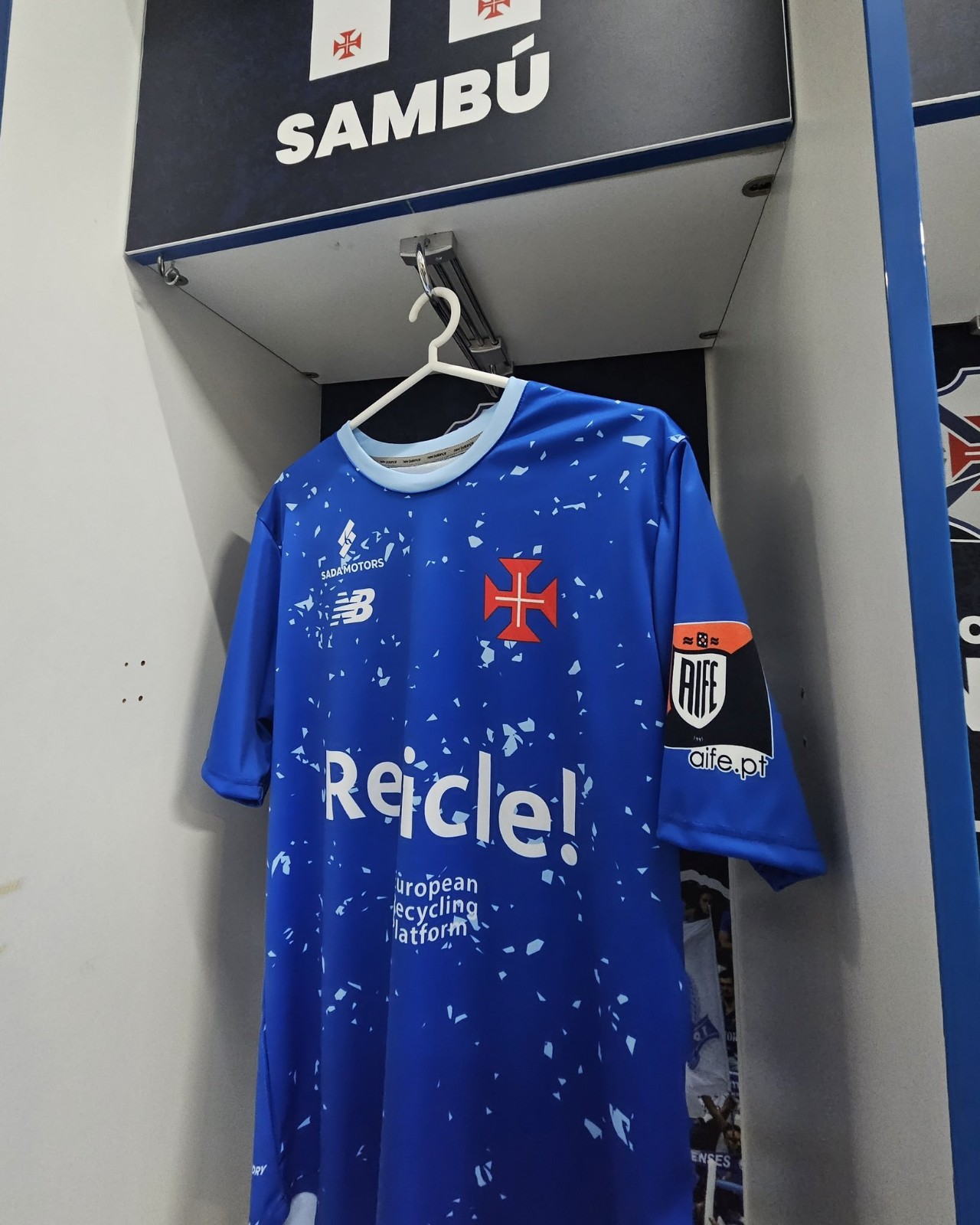 CF Os Belenenses 2024-25 Home Kit