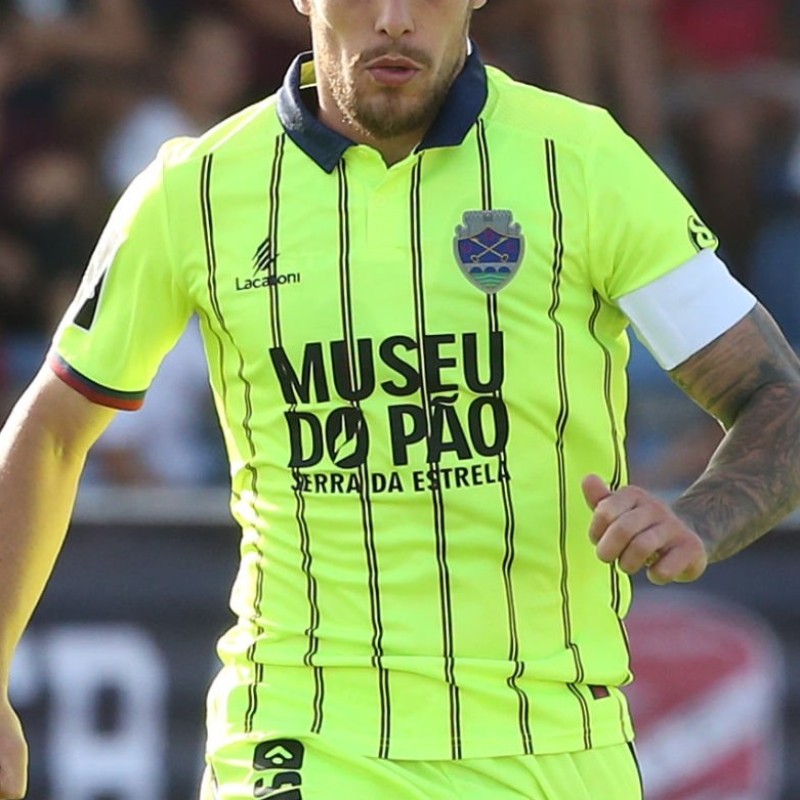 GD Chaves 2017-18 Third Kit