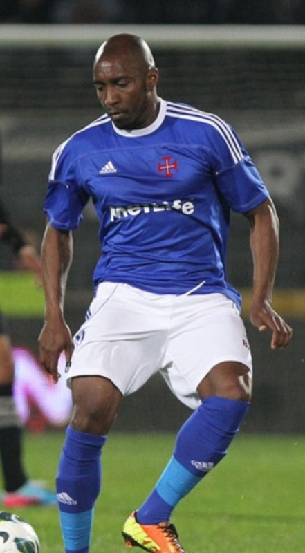 CF Os Belenenses 2012-13 Home Kit