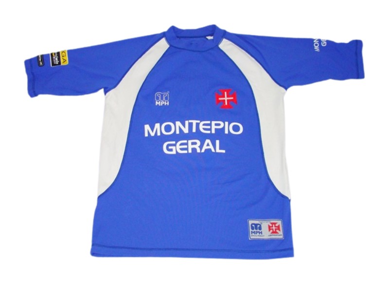 CF Os Belenenses 2005-06 Home Kit