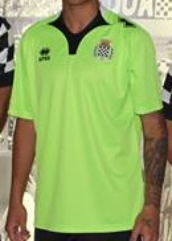 Boavista 2015-16 GK Home Kit