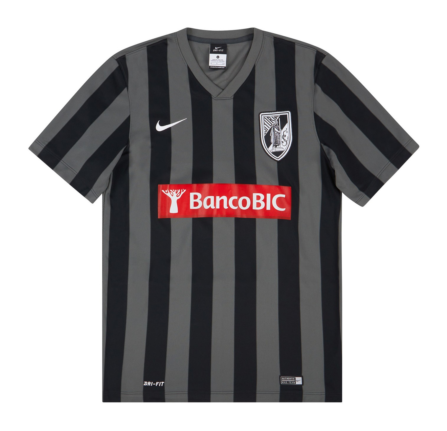 Vitória SC 2015-16 Away Kit