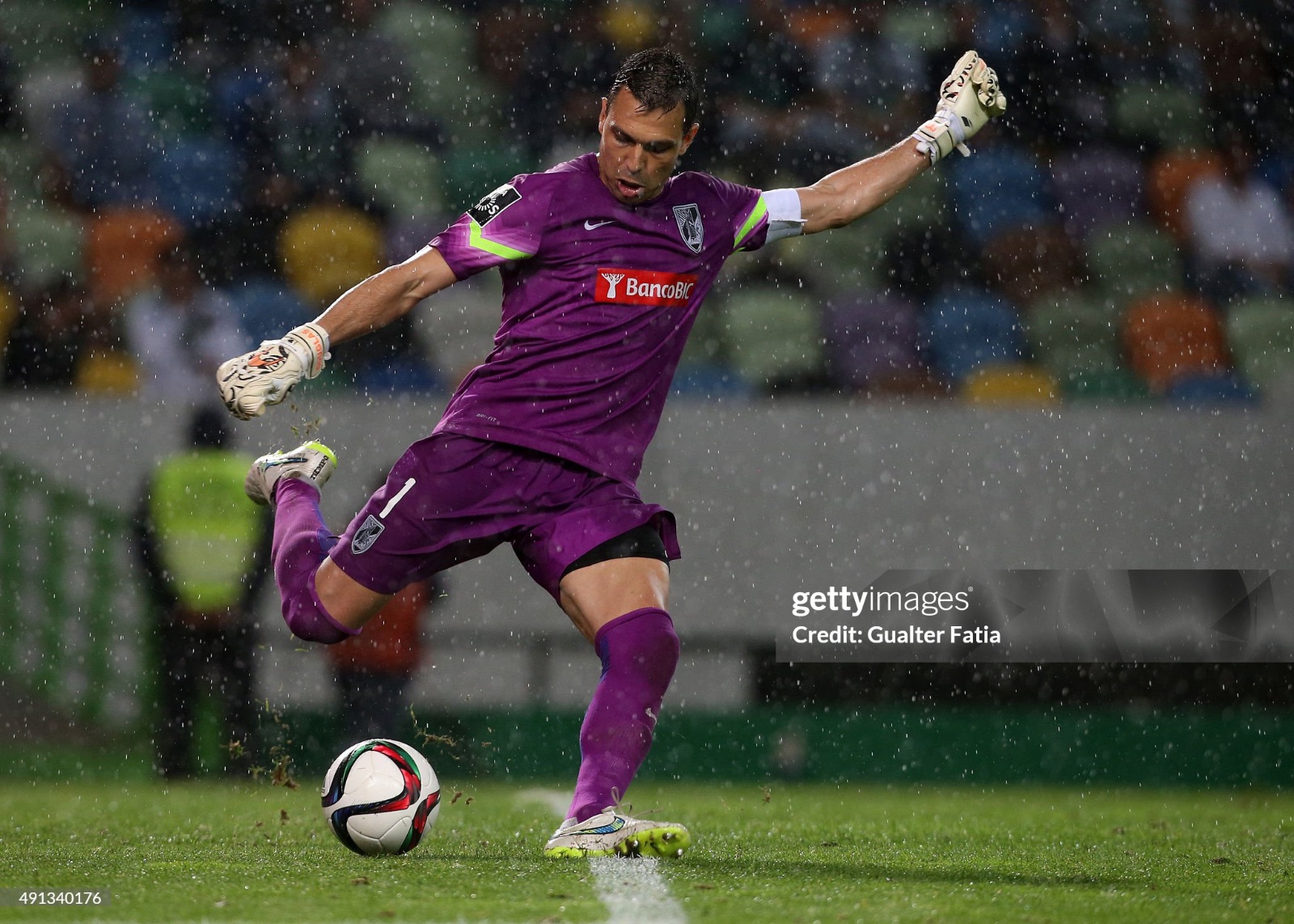 Vitória SC 2015-16 GK 2 Kit