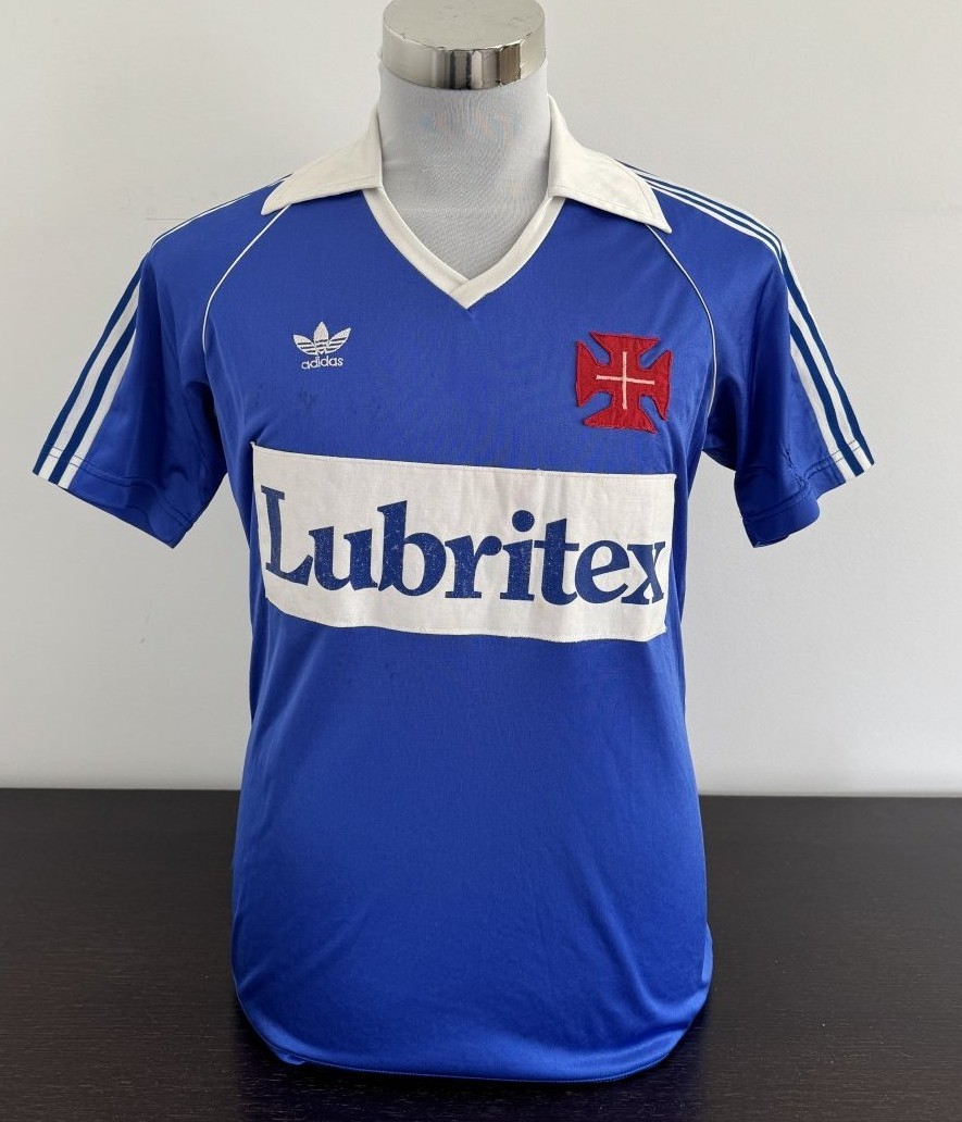 CF Os Belenenses 1984-85 Home Kit