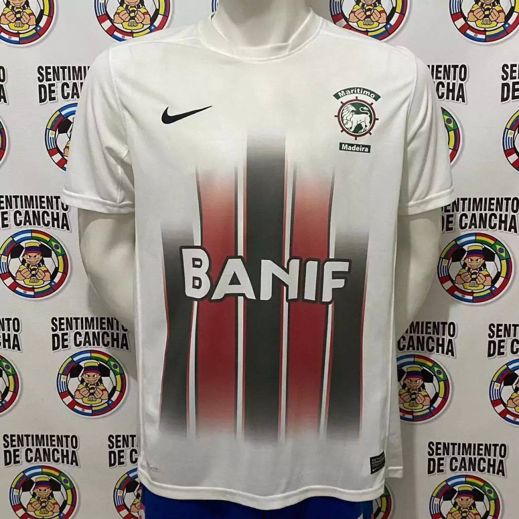 Maritimo 2015-16 Third Kit