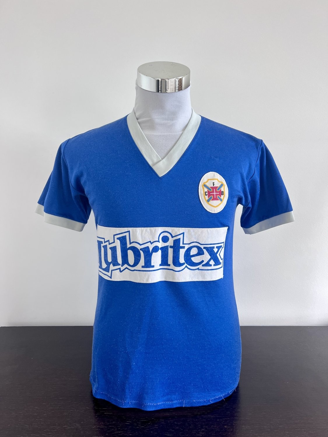 CF Os Belenenses 1983-84 Home Kit