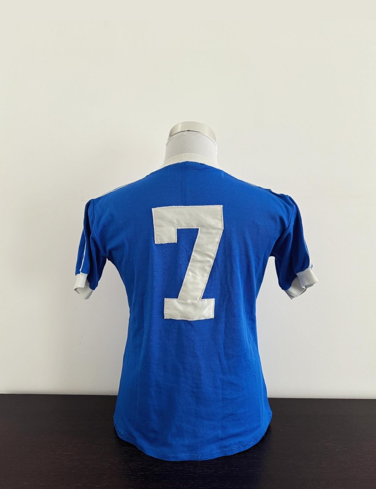 CF Os Belenenses 1981-82 Home Kit