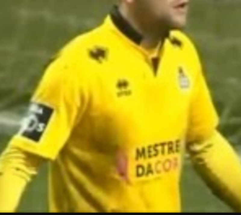 Boavista 2014-15 GK Home Kit