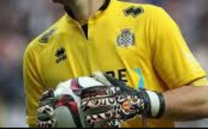 Boavista 2014-15 GK Home Kit