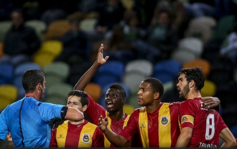 Rio Ave 2014-15 Away Kit