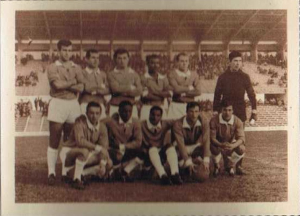 CF Os Belenenses 1963-64 Home Kit