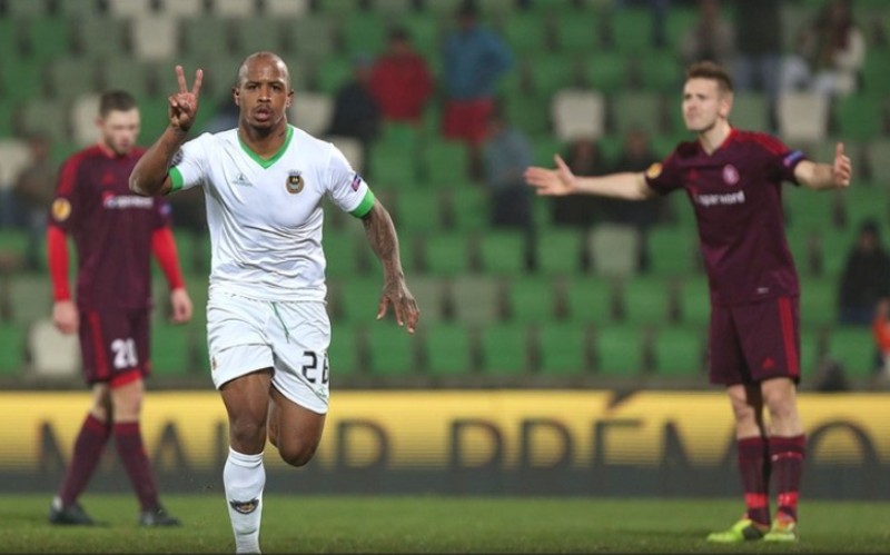 Rio Ave 2014-15 Third Kit