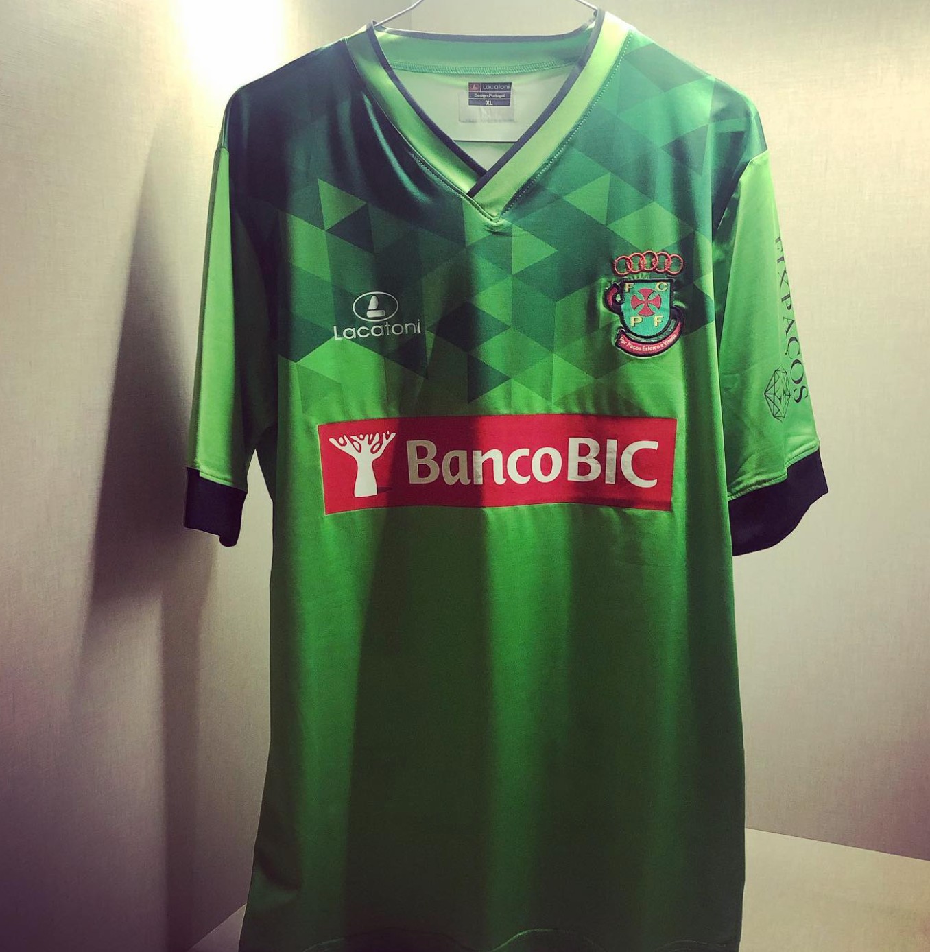 Paços de Ferreira 2014-15 GK 1 Kit