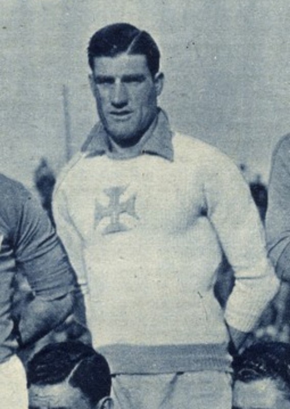 CF Os Belenenses 1943-44 GK 1 Kit