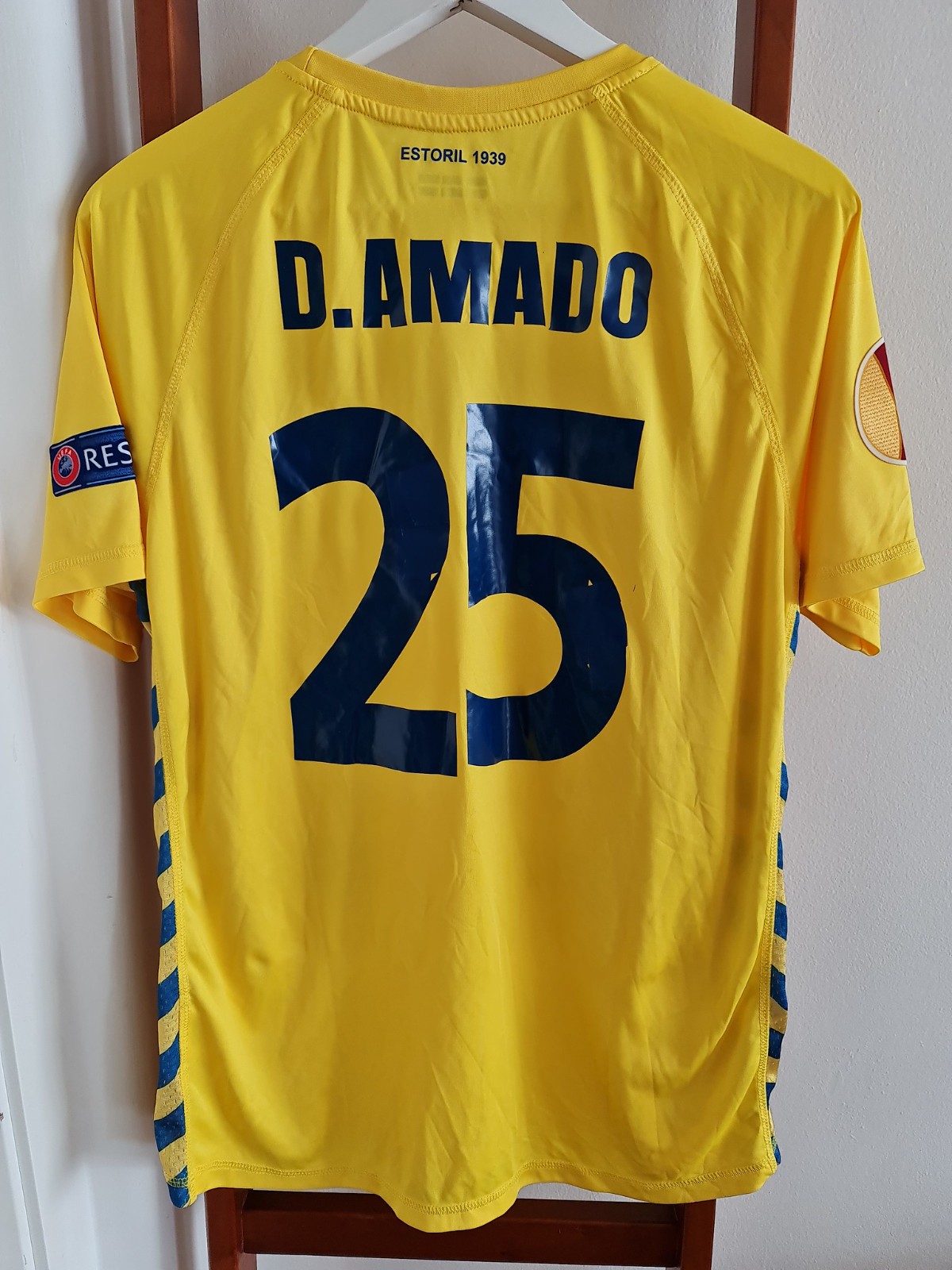 Estoril Praia 2014-15 Home Kit