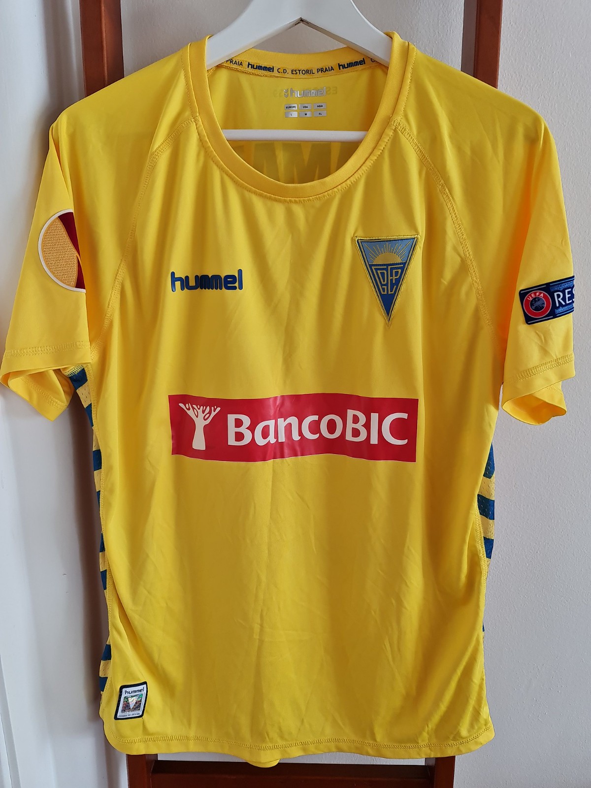Estoril Praia 2014-15 Home Kit