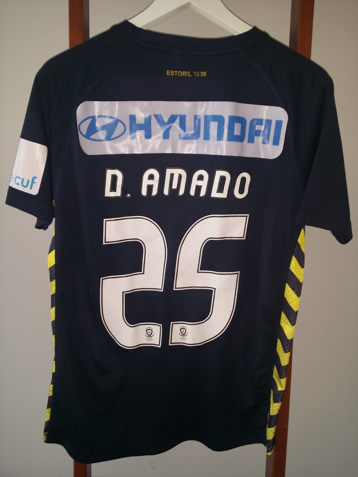 Estoril Praia 2014-15 Away Kit