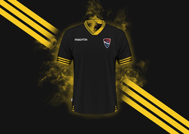 Gil Vicente 2013-14 Away Kit