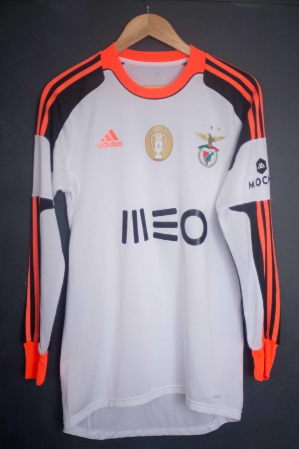 SL Benfica 2013-14 GK 1 Kit