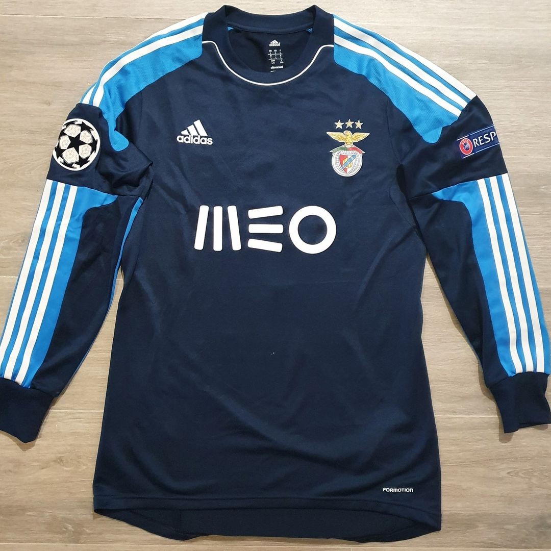 SL Benfica 2013-14 GK 3 Kit